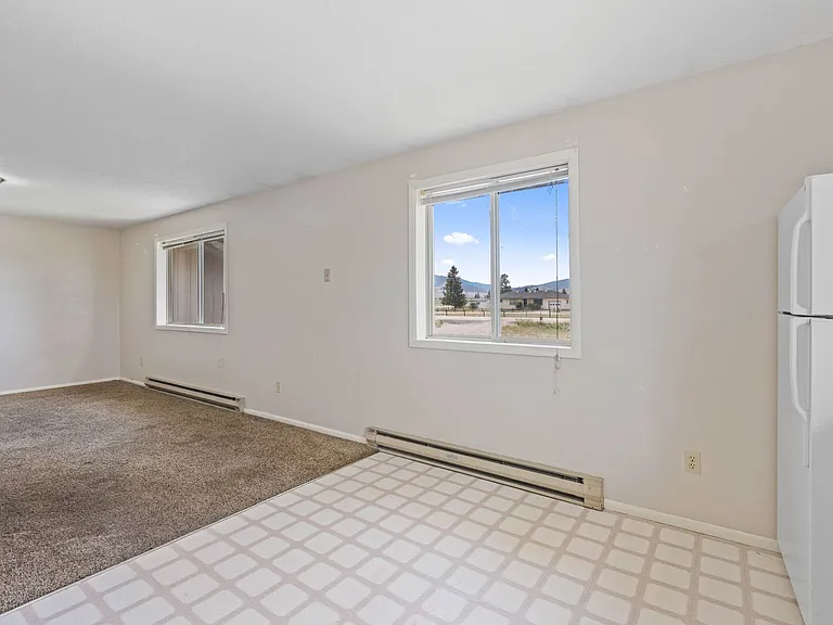 L171ER — Photo 30