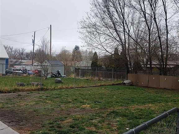2nd image of 685 Randolph Ave #B