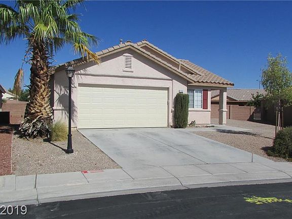 2nd image of 2202 Pink Coral Dr