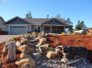 88016 Lake Point Dr, Florence, OR