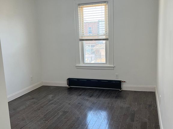5th image of 1420 E 84th St Floor 2