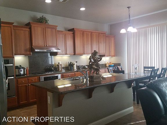5th image of 300 Orkney Ct