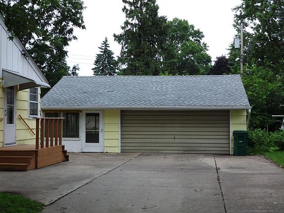 2nd image of 5318 Idaho Ave N