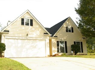 16028 Farmall Dr, Huntersville, NC 28078