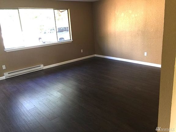 5th image of 14516 122nd Ave E #14518