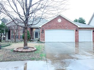 10300 E 90th Ct N, Owasso, OK 74055