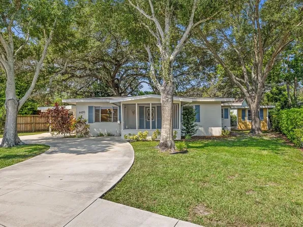 4420 16th St N, Saint Petersburg, FL 33703