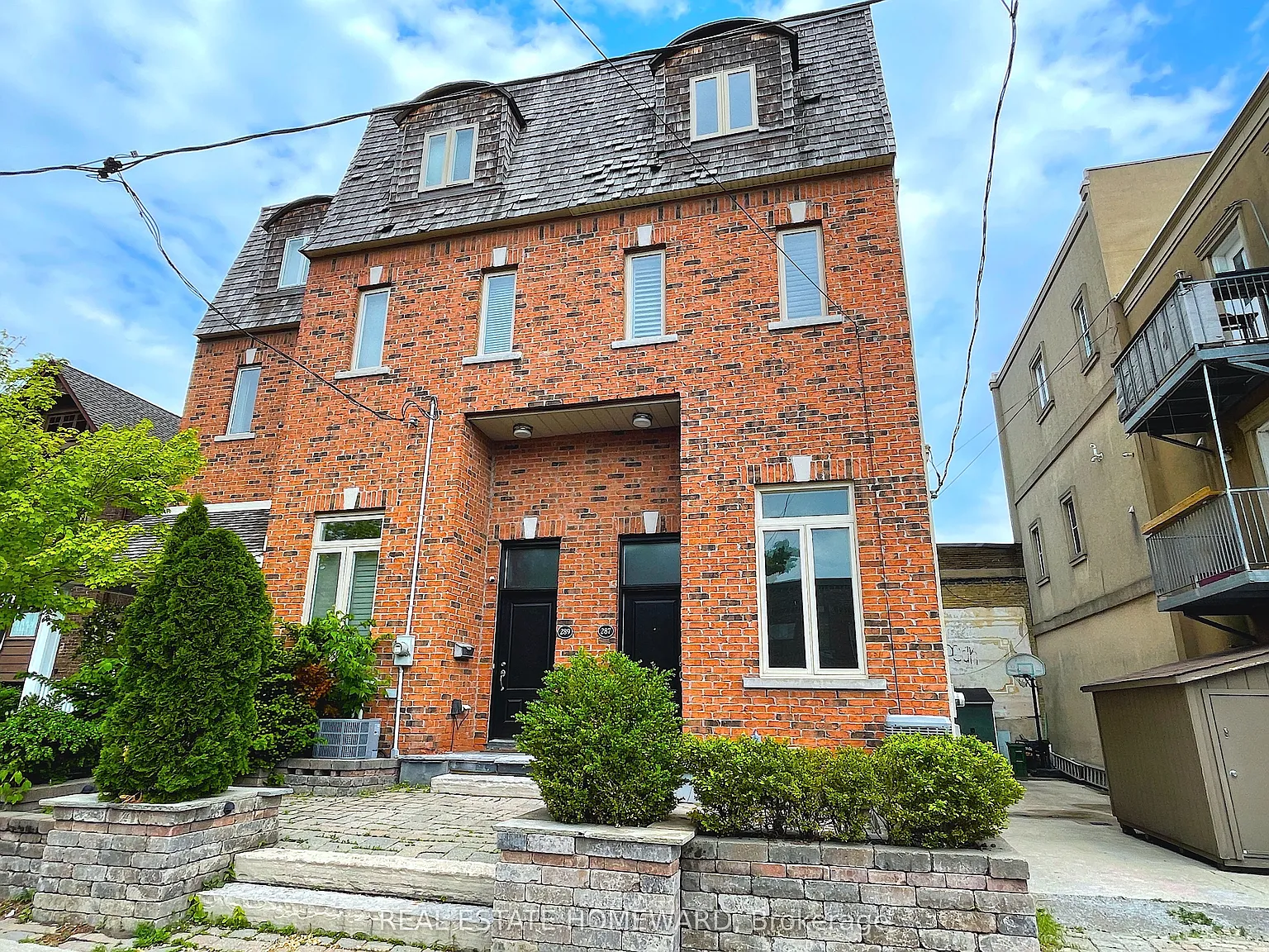 4 bed, $4,400 — Photo 1