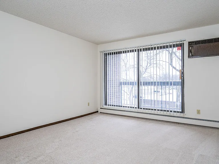Barbary Knoll Apartments — Photo 18