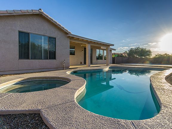 2nd image of 1653 W Calle Carinosa