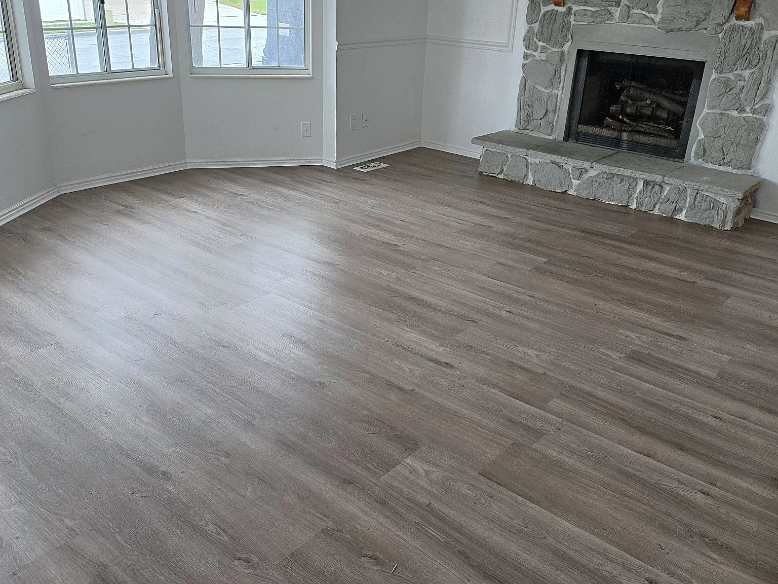 6329 Fairwind Dr - SP - 1 — Photo 3