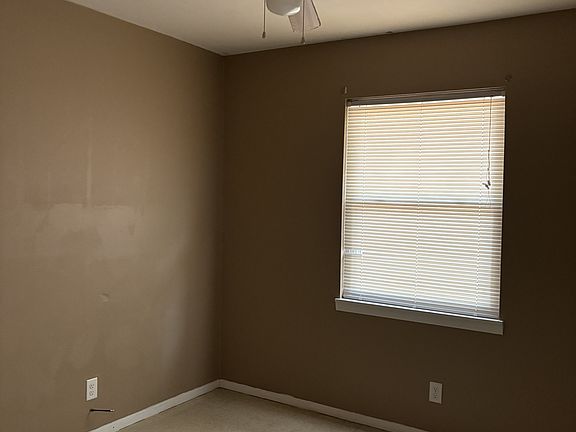 4th image of 2506 Belmont Ave