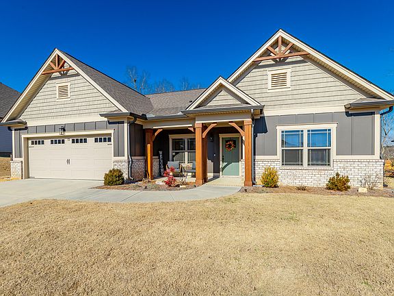 4th image of 10372 Magnolia Farm Dr #15