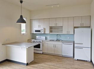 Country Club Lofts, Albuquerque, NM 87104