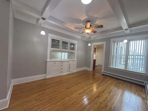 2716 Hennepin Ave APT 23, Minneapolis, MN 55408