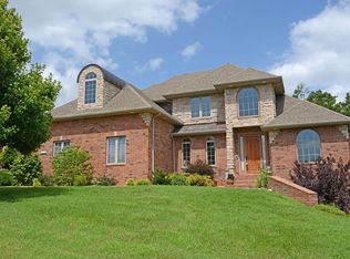 6328 S Riverbend Rd, Springfield, MO 65810