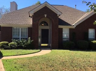 706 Ryefield Ct, Montgomery, AL 36117