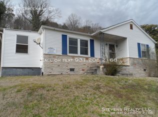 2833 Greenway Dr, Knoxville, TN 37918