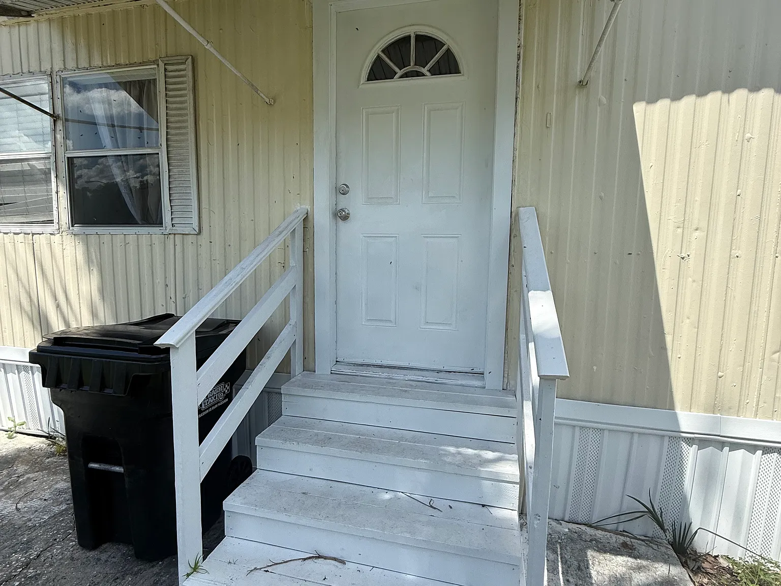 1 bed, $1,300 — Photo 3