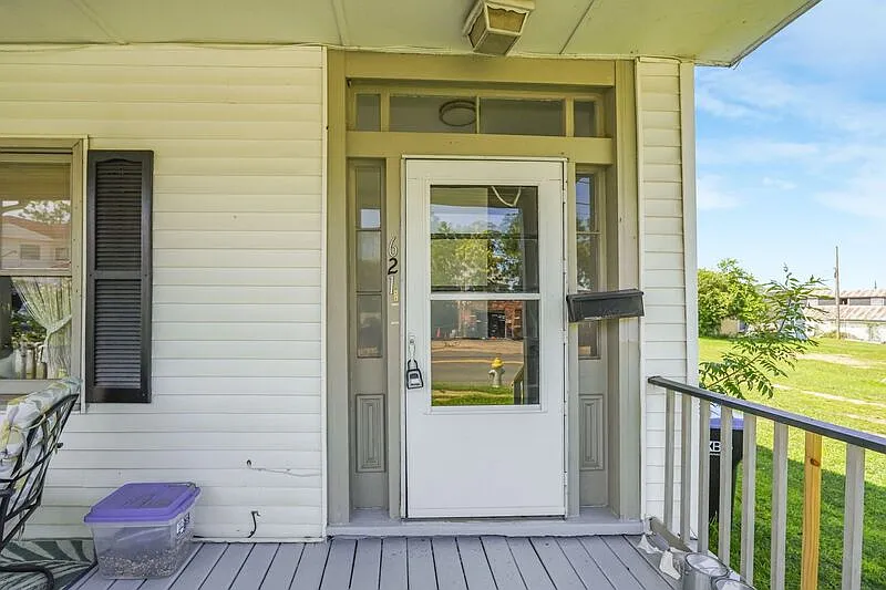 1 bed, 1.0 bath, 884 sqft, $1,200 — Photo 4
