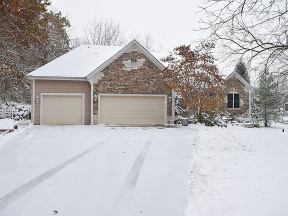 3rd image of 5025 Wood Lilly Ln