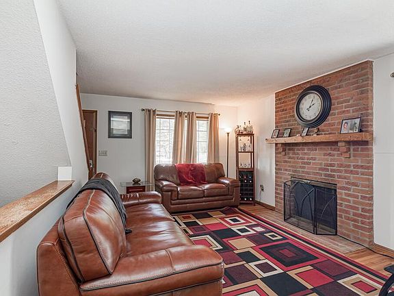 4th image of 5230 Brandy Oaks Ln