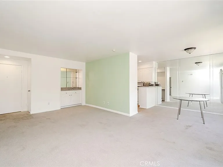 972 E California Blvd #202 — Photo 4