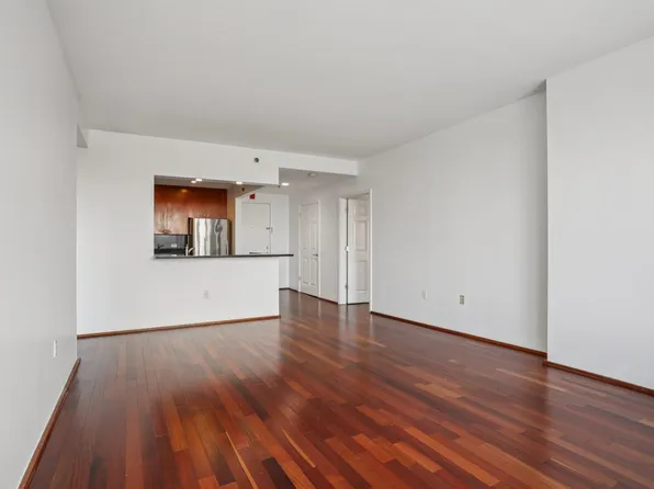 3110 City Place image 5 of 32