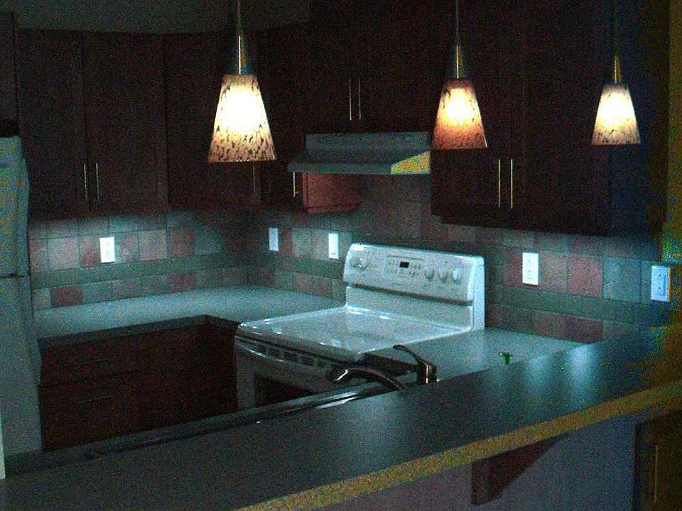 1st image of 211 Summit Ave E