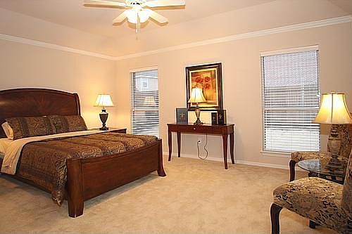 5th image of 639 Aspen Ct