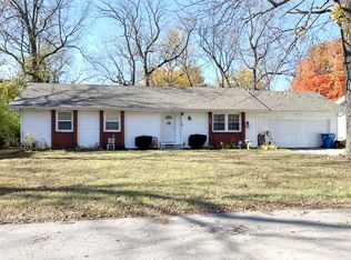 3225 S Franklin Ave, Springfield, MO 65807
