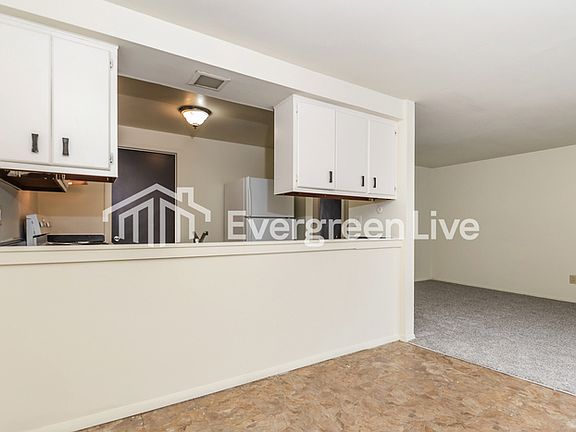 5th image of 7699 Mount Hood Dr