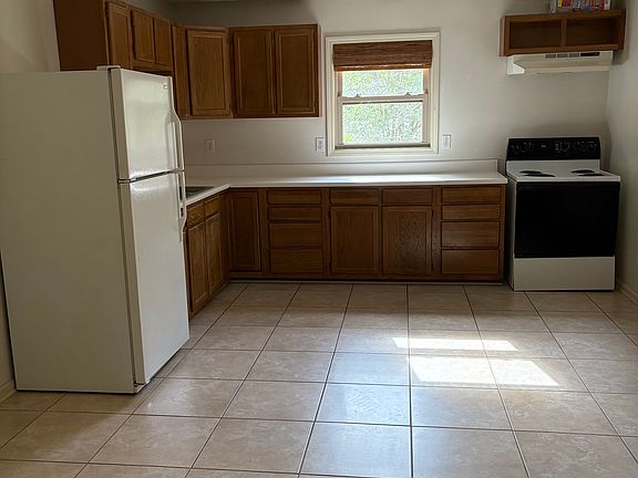 2nd image of 227 Spruce Dr APT B
