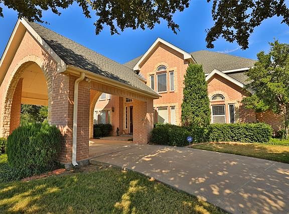 4th image of 1210 S Saddle Lakes Dr