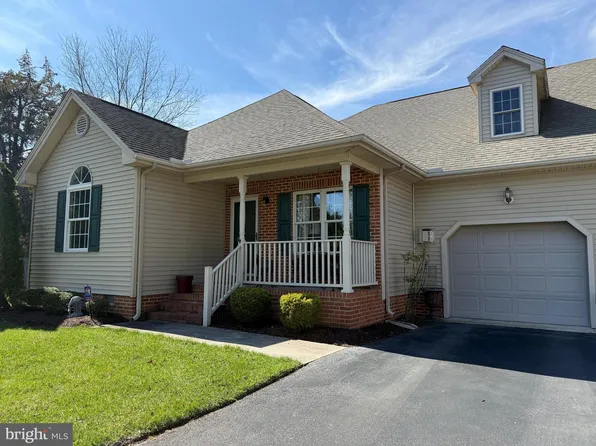 30416 Plantation Dr, Princess Anne, MD 21853