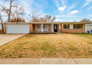 1580 Yearling Dr, Florissant, MO 63033