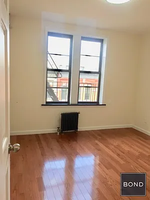 Rented by Bond New York | media 2
