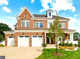 19901 Bodmer Ave, Poolesville, MD 20837