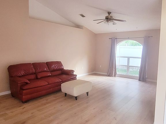 4th image of 8098 Settlers Creek Cir