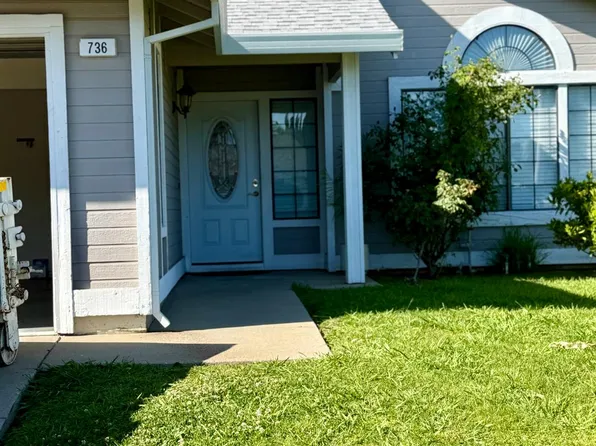 736 Portside Cir, Roseville, CA 95678