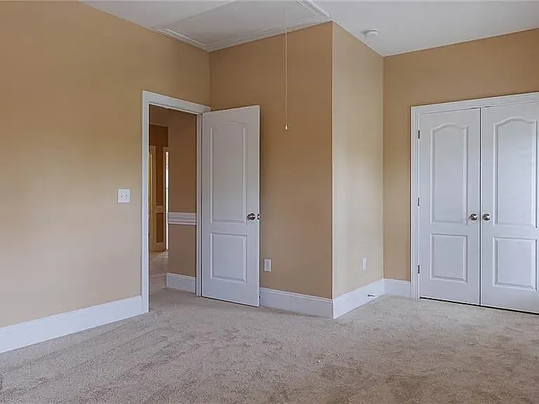 4009 Cedar Point Ave — Photo 24