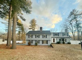 11 Tophet Rd, Lynnfield, MA 01940