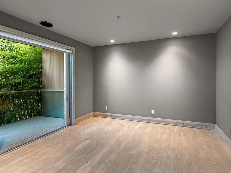 1600 Viewmont Dr — Photo 14