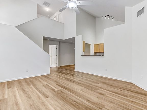 4th image of 1035 S 19th St