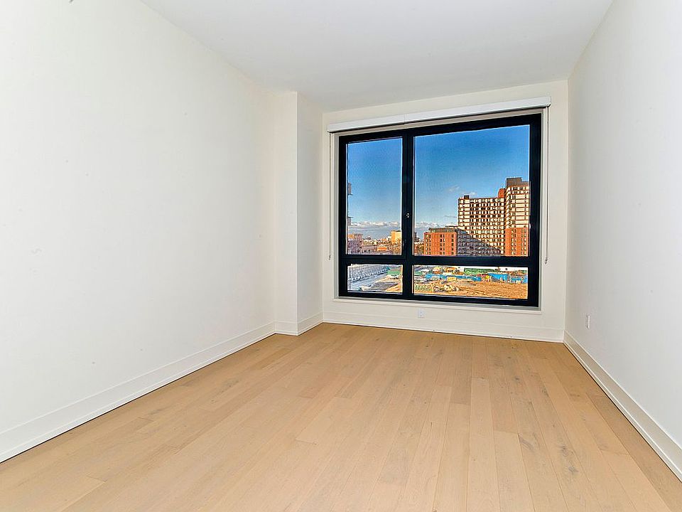 1st image of 550 Vanderbilt Ave APT 420