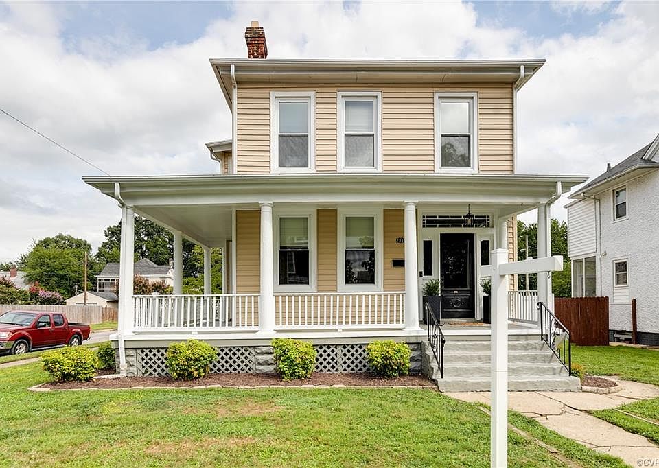 1st image of 2819 Montrose Ave