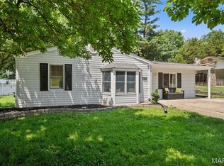 1925 Pecan Tree St, Saint Peters, MO 63376