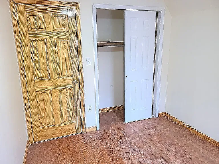 430 39th St #3 — Photo 6