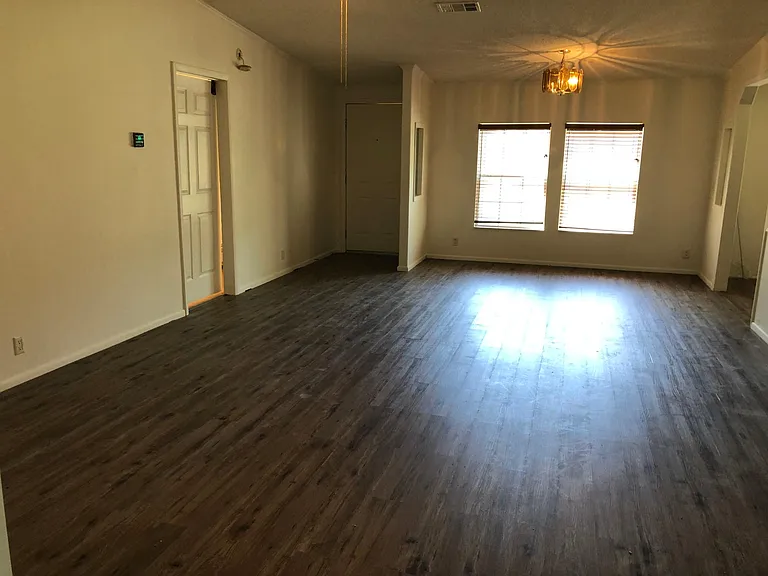 25724 SW 46th Ave — Photo 15