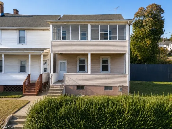 409 N 8Th St, Prospect Park Boro, NJ 07508
